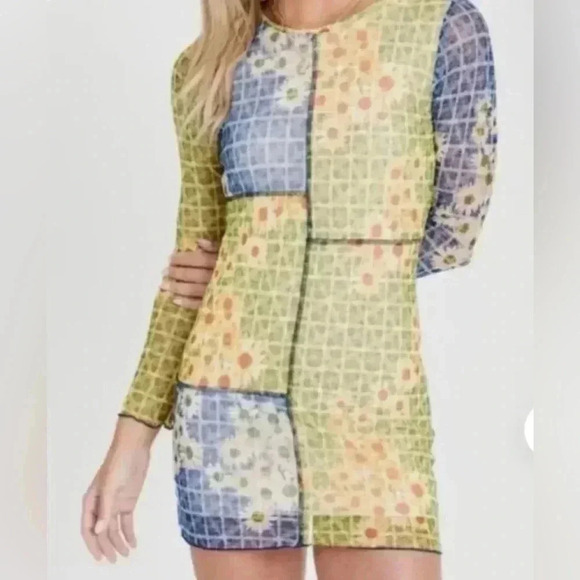 Altar’d State Mesh Patchwork Daisy print, long sleeve,fitted/bodycon,pullover - Picture 1 of 10